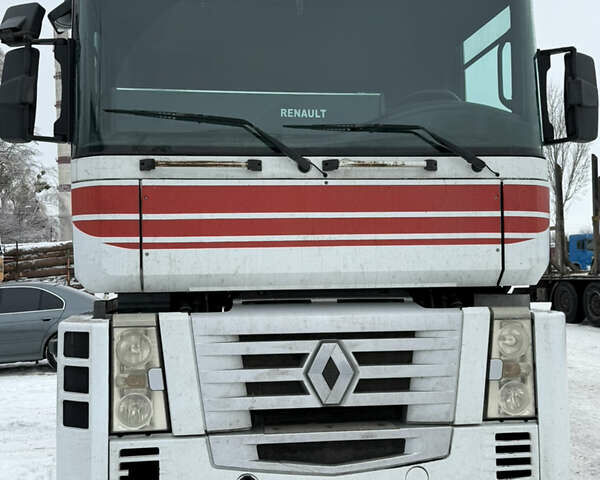 Белый Рено Магнум, объемом двигателя 11.93 л и пробегом 2 тыс. км за 7800 $, фото 1 на Automoto.ua