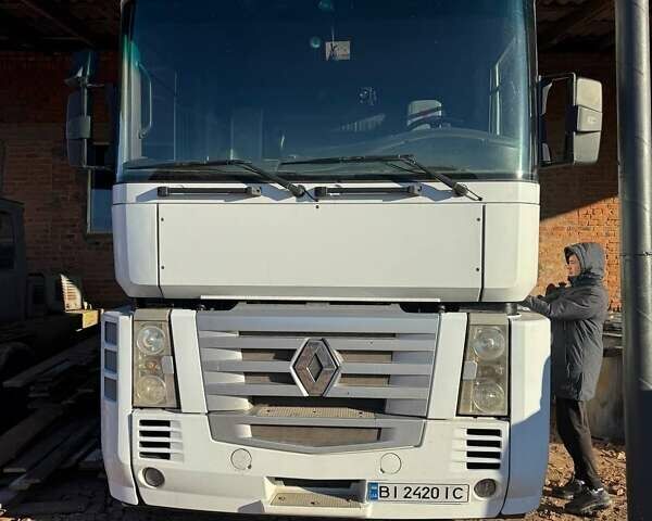 Білий Рено Магнум, об'ємом двигуна 0 л та пробігом 990 тис. км за 16500 $, фото 1 на Automoto.ua
