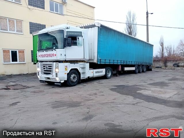 Белый Рено Магнум, объемом двигателя 12 л и пробегом 120 тыс. км за 7000 $, фото 1 на Automoto.ua