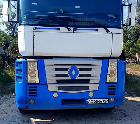 Белый Рено Магнум, объемом двигателя 12.8 л и пробегом 0 тыс. км за 15000 $, фото 1 на Automoto.ua