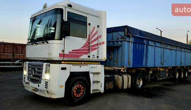 Белый Рено Магнум, объемом двигателя 0 л и пробегом 130 тыс. км за 11000 $, фото 1 на Automoto.ua