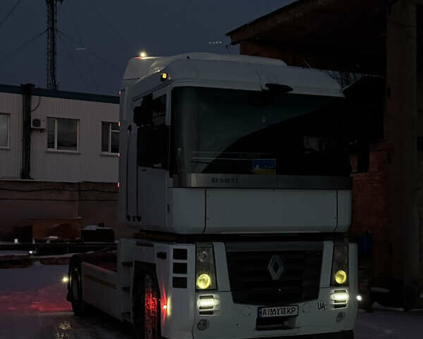 Белый Рено Магнум, объемом двигателя 12.78 л и пробегом 1 тыс. км за 8500 $, фото 1 на Automoto.ua