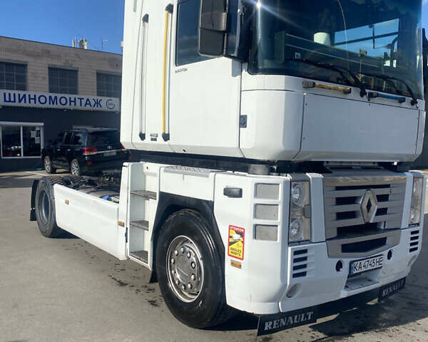 Білий Рено Магнум, об'ємом двигуна 12.8 л та пробігом 1 тис. км за 7500 $, фото 1 на Automoto.ua