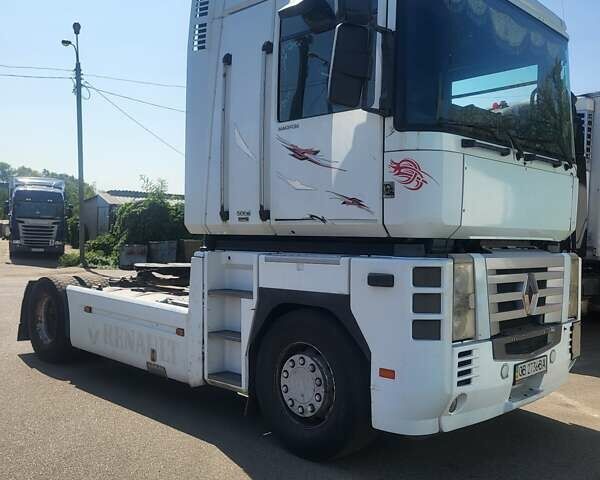 Белый Рено Магнум, объемом двигателя 12.9 л и пробегом 1 тыс. км за 6200 $, фото 1 на Automoto.ua