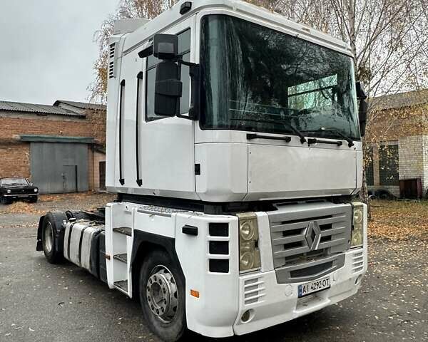 Білий Рено Магнум, об'ємом двигуна 12.8 л та пробігом 1 тис. км за 11500 $, фото 1 на Automoto.ua