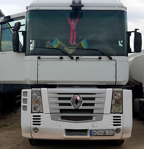 Білий Рено Магнум, об'ємом двигуна 12.8 л та пробігом 470 тис. км за 11000 $, фото 1 на Automoto.ua