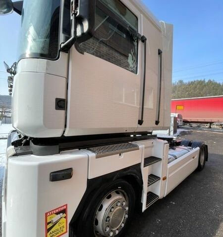 Білий Рено Магнум, об'ємом двигуна 12.78 л та пробігом 1 тис. км за 8900 $, фото 1 на Automoto.ua