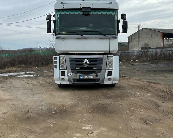 Белый Рено Магнум, объемом двигателя 12.78 л и пробегом 1 тыс. км за 11700 $, фото 1 на Automoto.ua