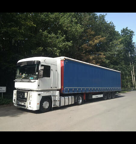 Белый Рено Магнум, объемом двигателя 12.8 л и пробегом 100 тыс. км за 25000 $, фото 1 на Automoto.ua