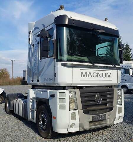 Білий Рено Магнум, об'ємом двигуна 0 л та пробігом 900 тис. км за 14900 $, фото 1 на Automoto.ua