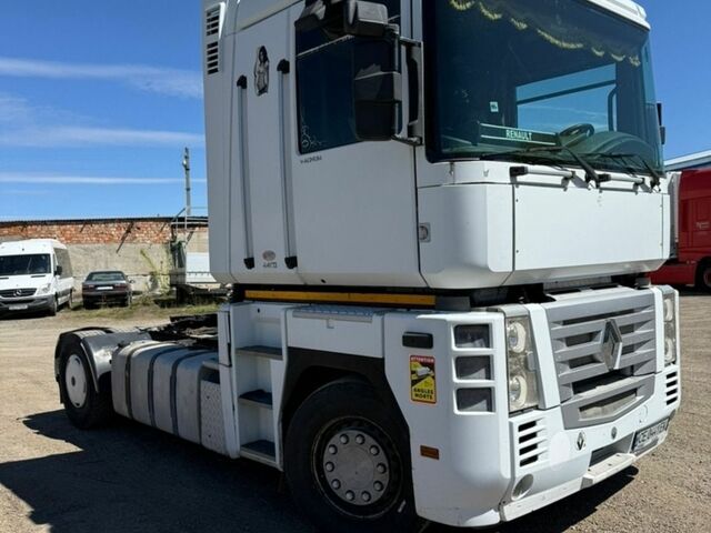 Рено Магнум, объемом двигателя 0 л и пробегом 2 тыс. км за 5900 $, фото 1 на Automoto.ua