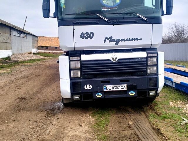 Рено Магнум, объемом двигателя 12 л и пробегом 0 тыс. км за 4000 $, фото 1 на Automoto.ua