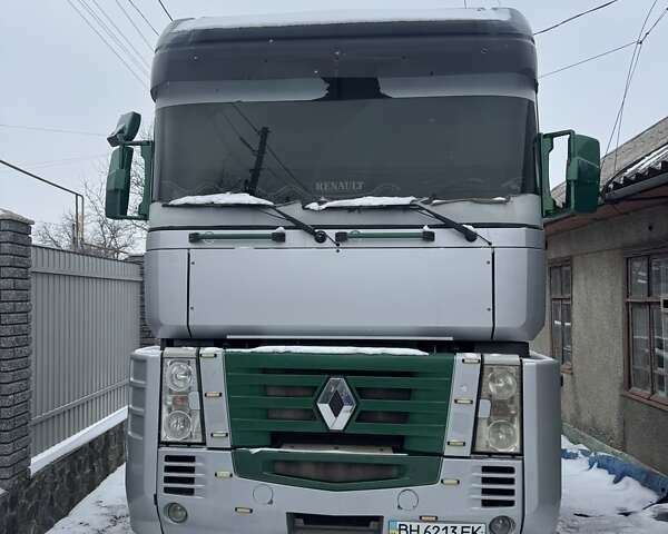 Серый Рено Магнум, объемом двигателя 0 л и пробегом 900 тыс. км за 7999 $, фото 1 на Automoto.ua