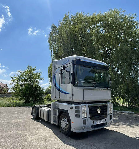 Серый Рено Магнум, объемом двигателя 13 л и пробегом 9 тыс. км за 14000 $, фото 1 на Automoto.ua