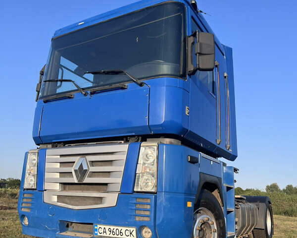 Синий Рено Магнум, объемом двигателя 12 л и пробегом 1 тыс. км за 6000 $, фото 1 на Automoto.ua