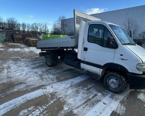 Білий Рено Mascott, об'ємом двигуна 2.8 л та пробігом 250 тис. км за 11800 $, фото 1 на Automoto.ua