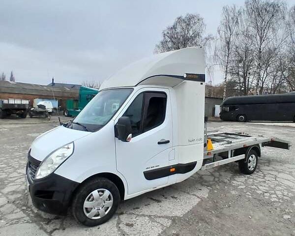 Белый Рено Мастер, объемом двигателя 2.3 л и пробегом 500 тыс. км за 15000 $, фото 1 на Automoto.ua