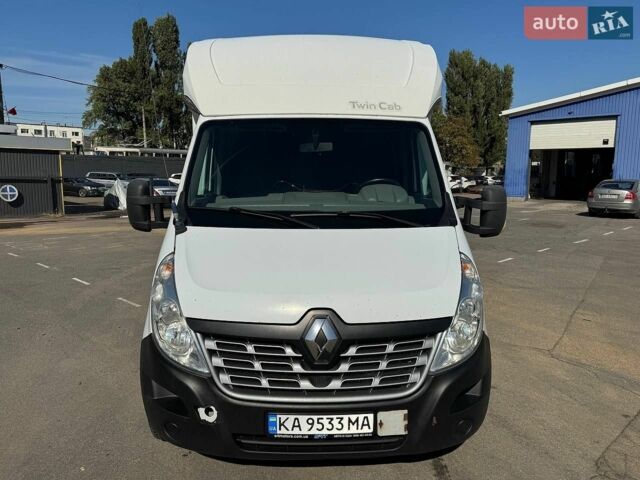 Белый Рено Мастер, объемом двигателя 2.3 л и пробегом 750 тыс. км за 18500 $, фото 1 на Automoto.ua