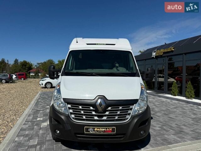 Белый Рено Мастер, объемом двигателя 2.3 л и пробегом 330 тыс. км за 21000 $, фото 1 на Automoto.ua