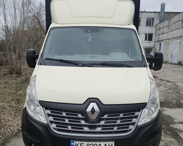 Белый Рено Мастер, объемом двигателя 2.3 л и пробегом 500 тыс. км за 16500 $, фото 1 на Automoto.ua