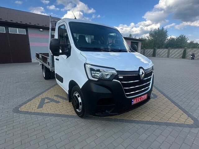 Белый Рено Мастер, объемом двигателя 2.3 л и пробегом 181 тыс. км за 26800 $, фото 1 на Automoto.ua