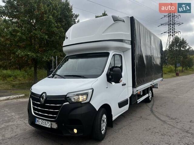 Белый Рено Мастер, объемом двигателя 2.3 л и пробегом 267 тыс. км за 20997 $, фото 1 на Automoto.ua