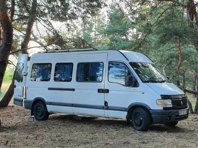 Белый Рено Мастер, объемом двигателя 2.5 л и пробегом 1000 тыс. км за 7002 $, фото 1 на Automoto.ua
