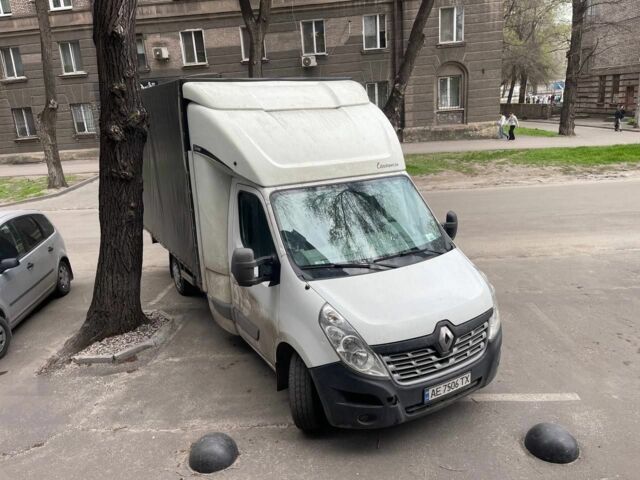 Белый Рено Мастер, объемом двигателя 2.3 л и пробегом 416 тыс. км за 14000 $, фото 1 на Automoto.ua