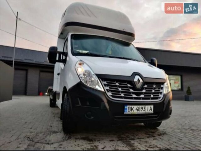 Белый Рено Мастер, объемом двигателя 2.3 л и пробегом 420 тыс. км за 17000 $, фото 1 на Automoto.ua