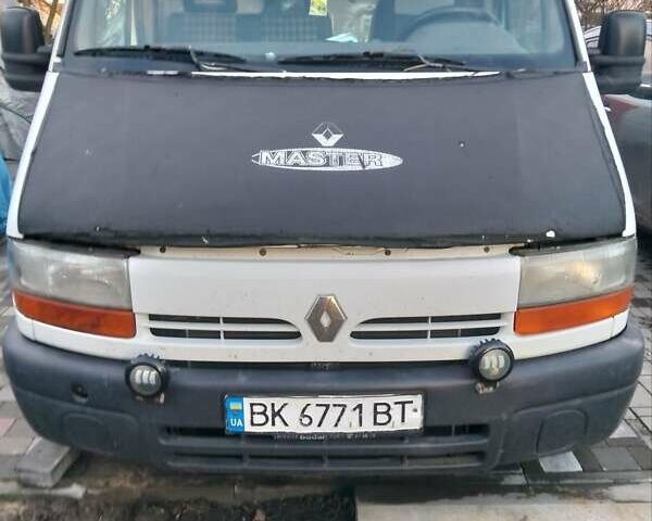 Белый Рено Мастер, объемом двигателя 2.8 л и пробегом 530 тыс. км за 3700 $, фото 1 на Automoto.ua