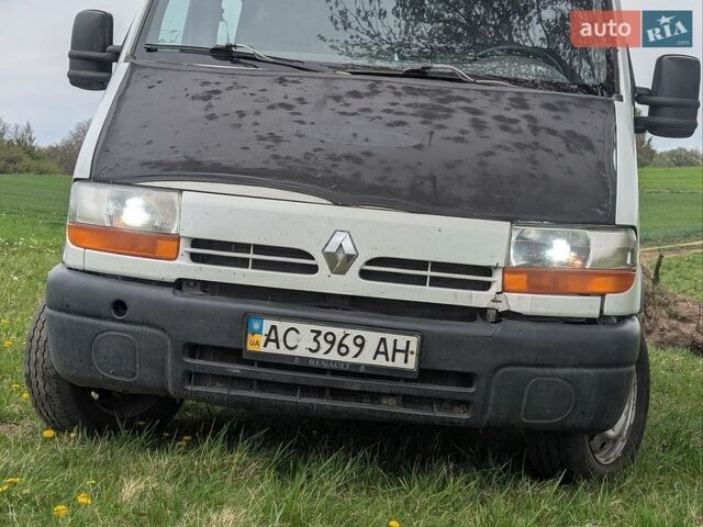 Белый Рено Мастер, объемом двигателя 2.8 л и пробегом 312 тыс. км за 6000 $, фото 1 на Automoto.ua