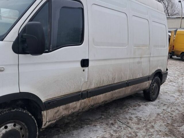 Белый Рено Мастер, объемом двигателя 2.5 л и пробегом 696 тыс. км за 6500 $, фото 1 на Automoto.ua