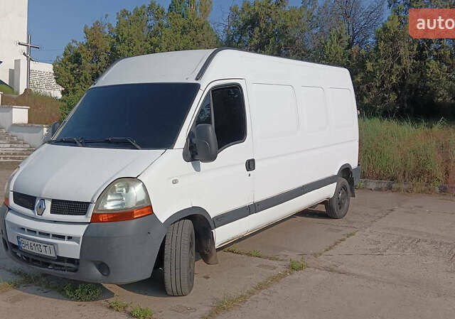 Белый Рено Мастер, объемом двигателя 2.5 л и пробегом 560 тыс. км за 5500 $, фото 1 на Automoto.ua