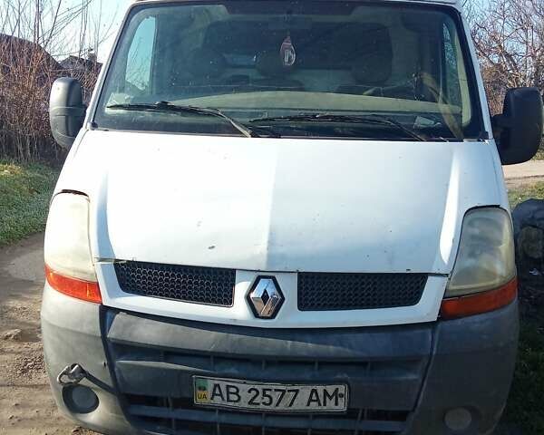 Белый Рено Мастер, объемом двигателя 3 л и пробегом 414 тыс. км за 2200 $, фото 1 на Automoto.ua