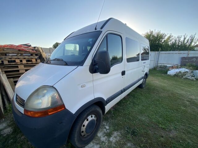 Белый Рено Мастер, объемом двигателя 2.5 л и пробегом 537 тыс. км за 7000 $, фото 1 на Automoto.ua