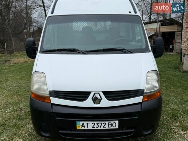 Белый Рено Мастер, объемом двигателя 2.46 л и пробегом 281 тыс. км за 5500 $, фото 1 на Automoto.ua