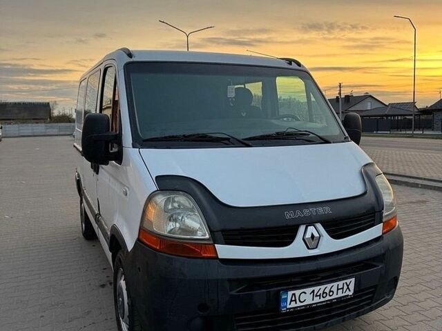 Білий Рено Мастєр, об'ємом двигуна 2.46 л та пробігом 500 тис. км за 6000 $, фото 1 на Automoto.ua