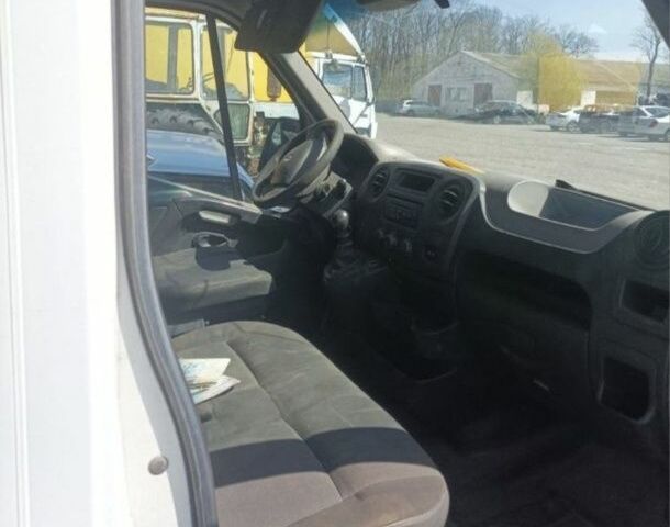 Білий Рено Мастєр, об'ємом двигуна 2 л та пробігом 450 тис. км за 4739 $, фото 1 на Automoto.ua