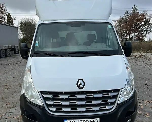 Белый Рено Мастер, объемом двигателя 2.3 л и пробегом 361 тыс. км за 17486 $, фото 1 на Automoto.ua