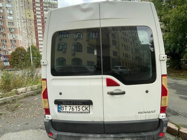 Белый Рено Мастер, объемом двигателя 2.3 л и пробегом 367 тыс. км за 7900 $, фото 1 на Automoto.ua