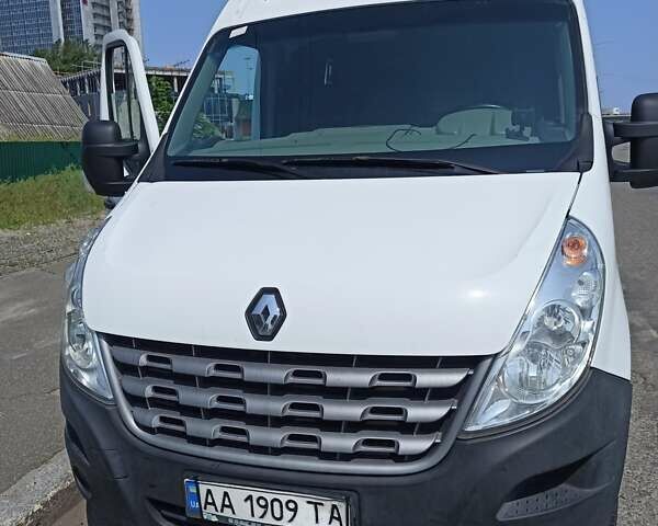 Белый Рено Мастер, объемом двигателя 2.3 л и пробегом 365 тыс. км за 9000 $, фото 1 на Automoto.ua