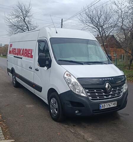 Белый Рено Мастер, объемом двигателя 2.3 л и пробегом 216 тыс. км за 15800 $, фото 1 на Automoto.ua