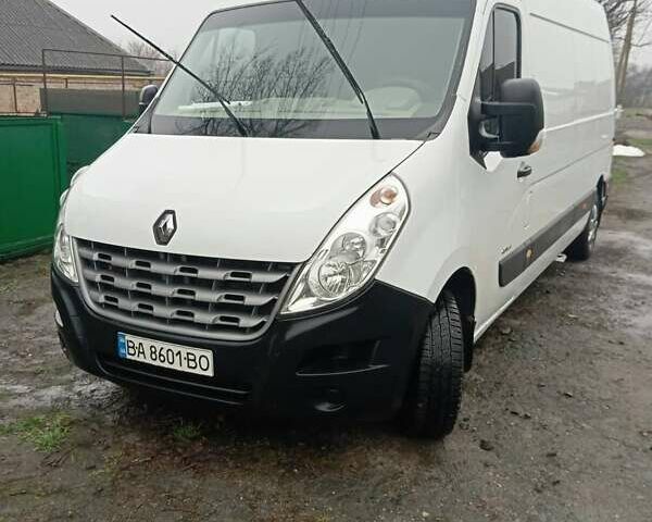 Белый Рено Мастер, объемом двигателя 2.3 л и пробегом 327 тыс. км за 12000 $, фото 1 на Automoto.ua