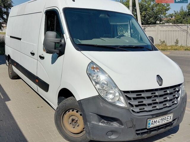 Белый Рено Мастер, объемом двигателя 2.3 л и пробегом 390 тыс. км за 13000 $, фото 1 на Automoto.ua
