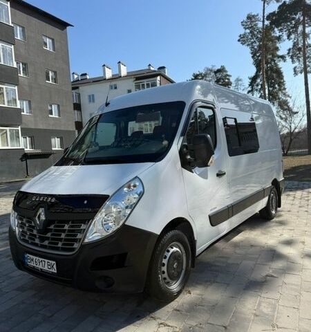 Белый Рено Мастер, объемом двигателя 2.3 л и пробегом 211 тыс. км за 17500 $, фото 1 на Automoto.ua