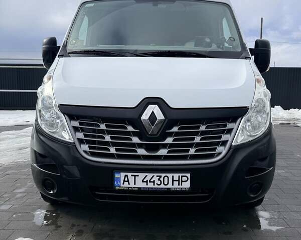 Белый Рено Мастер, объемом двигателя 2.3 л и пробегом 288 тыс. км за 14500 $, фото 1 на Automoto.ua