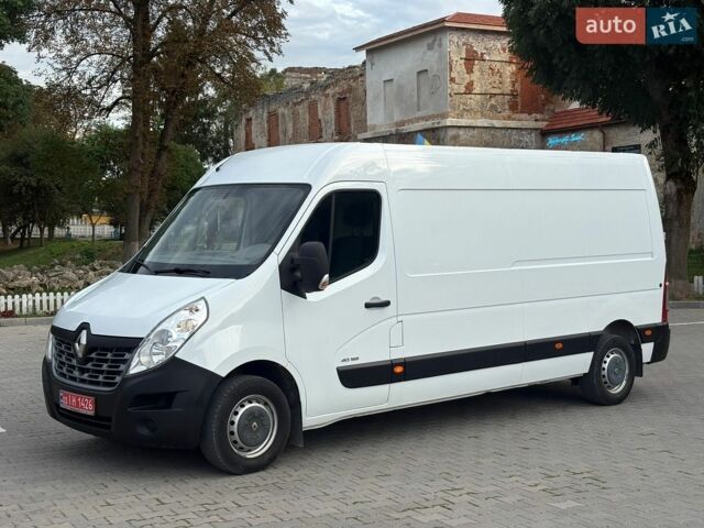 Белый Рено Мастер, объемом двигателя 2.3 л и пробегом 241 тыс. км за 15300 $, фото 1 на Automoto.ua