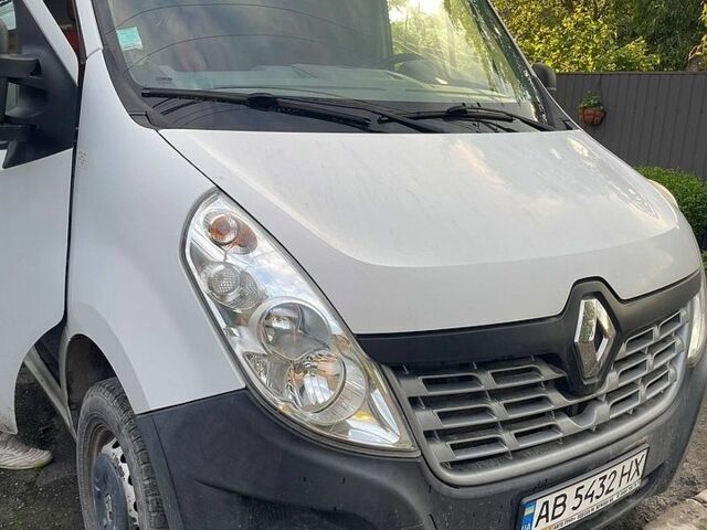 Белый Рено Мастер, объемом двигателя 2.3 л и пробегом 187 тыс. км за 13600 $, фото 1 на Automoto.ua