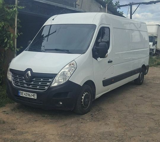 Белый Рено Мастер, объемом двигателя 2.3 л и пробегом 330 тыс. км за 13800 $, фото 1 на Automoto.ua