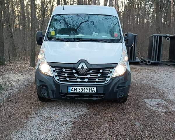 Белый Рено Мастер, объемом двигателя 2.3 л и пробегом 366 тыс. км за 16498 $, фото 1 на Automoto.ua